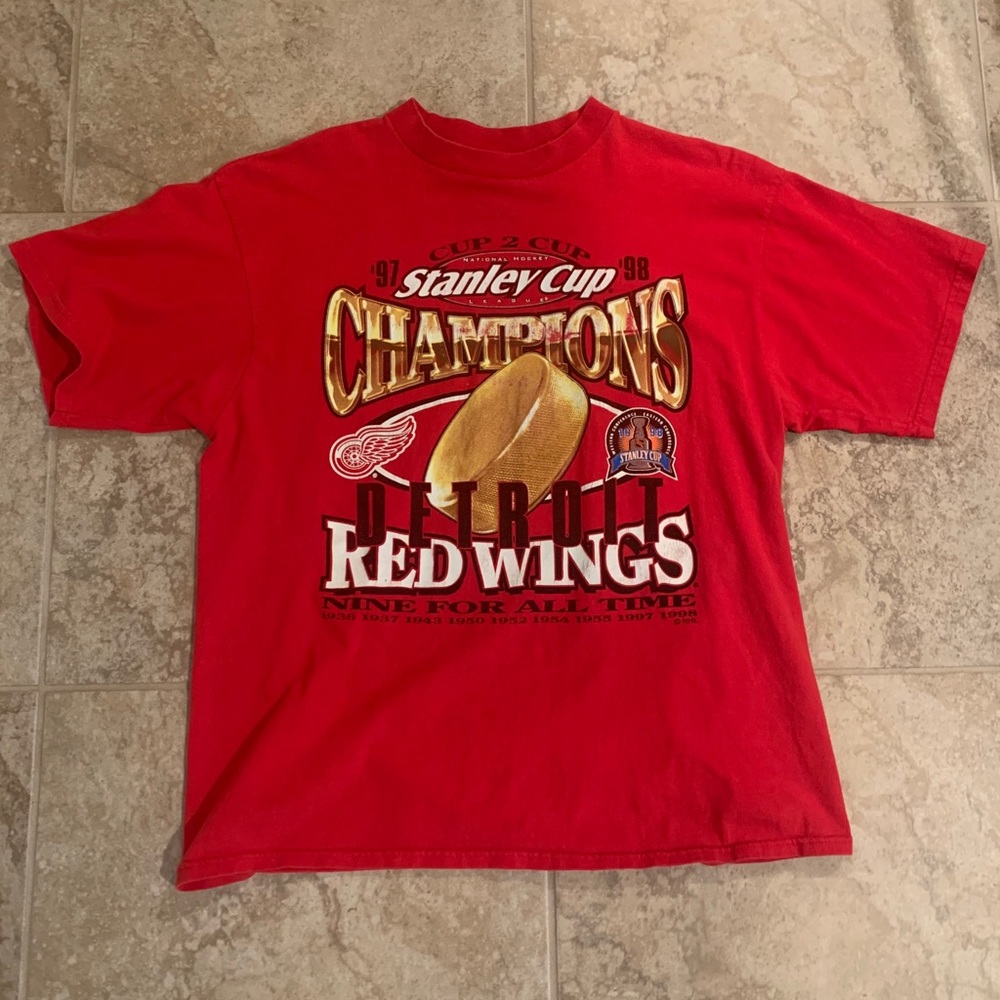 Vintage Detroit Red Wings Stanley Cup T-shirt
